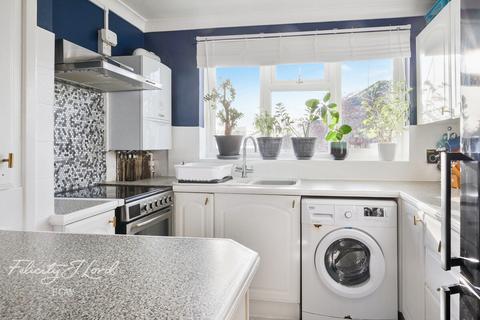 Dawlish Road, London, E10