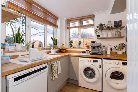 3 bedroom semi-detached house for sale, Grand Avenue, Lancing