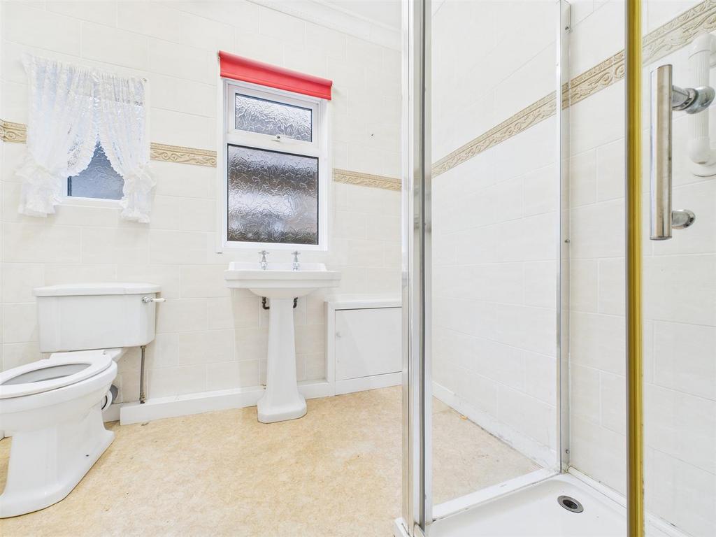 Bath 3.jpg