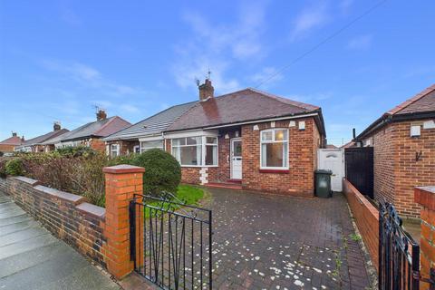 2 bedroom bungalow for sale, Tudor Avenue, North Shields