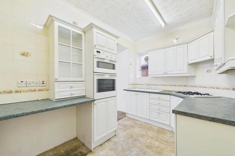 2 bedroom bungalow for sale, Tudor Avenue, North Shields