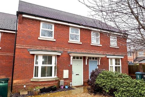 3 bedroom terraced house to rent, Clover Mead,, Felpham,, PO22