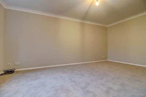 2 bedroom maisonette to rent, Maitland Drive, Buckinghamshire HP13