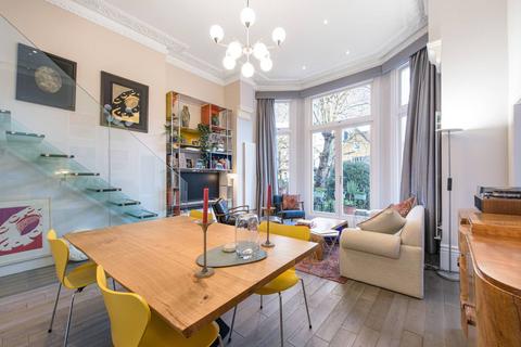 2 bedroom flat to rent, Belsize Park Gardens, Belsize Park, London, NW3