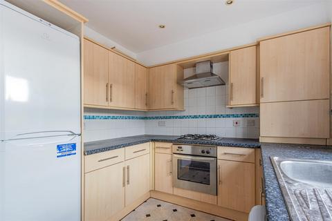 2 bedroom apartment to rent, Oakfield Street, Cardiff CF24