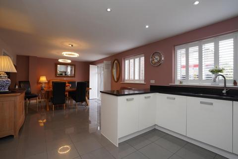 undefined, Holme View, Selby