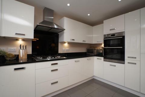 undefined, Holme View, Selby