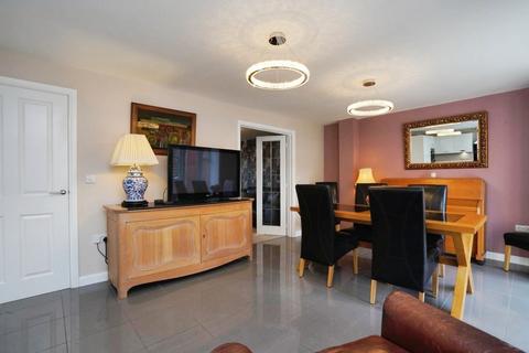 undefined, Holme View, Selby