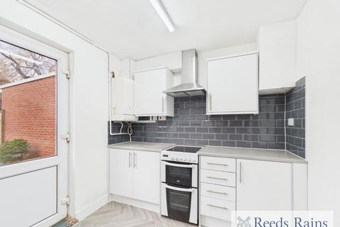 2 bedroom terraced house to rent, Rogers Gardens, Dagenham RM10