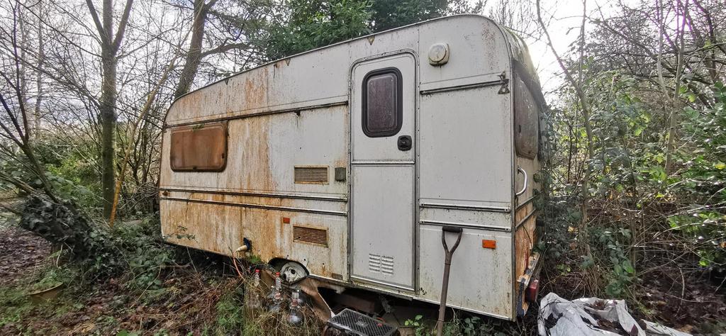Caravan 1