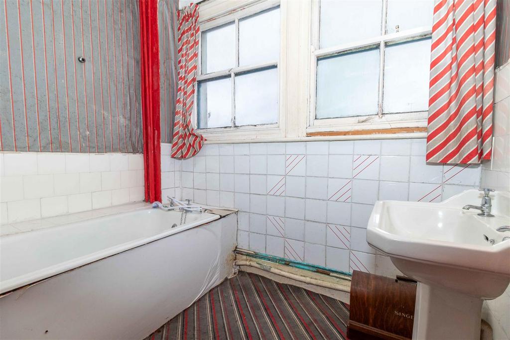Tarring-06.jpg