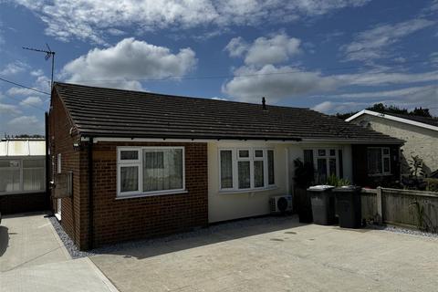 undefined, Aerodrome Road, Bekesbourne
