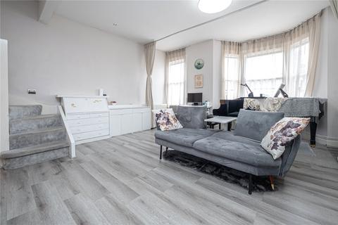3 bedroom end of terrace house for sale, Landgrove Road, London, SW19