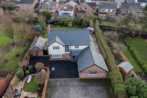 4 bedroom detached house for sale, Booths Hill Road, Lymm WA13