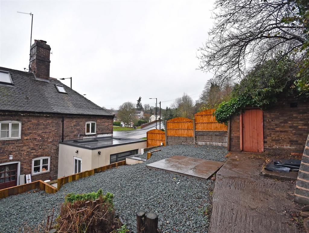 24 Hollybush-garden1.jpg