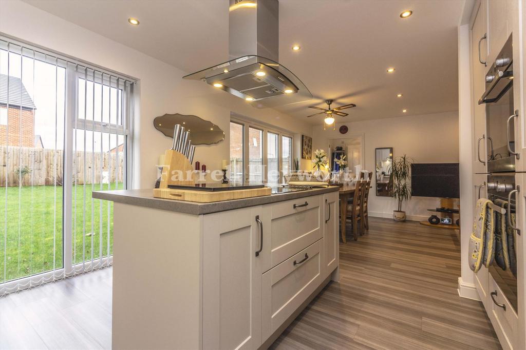 Kitchen b