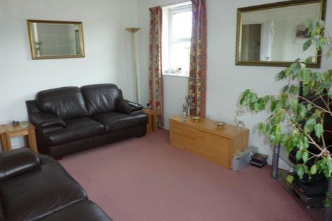 2 bedroom flat to rent, West Ferryfield, Fettes, Edinburgh