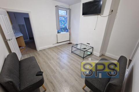 3 bedroom terraced house to rent, Yeaman Street, Stoke-on-Trent ST4