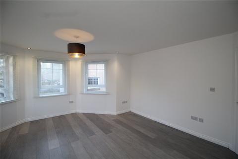 3 bedroom flat to rent, Pilmuir Place, Fife KY12