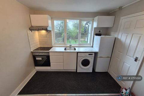 1 bedroom flat to rent, Ridgeway, London, NW9