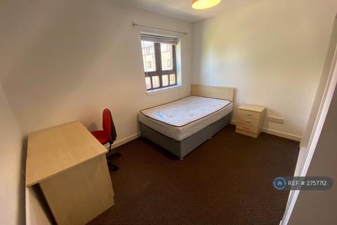4 bedroom terraced house to rent, Abercromby Street, Glasgow, G40