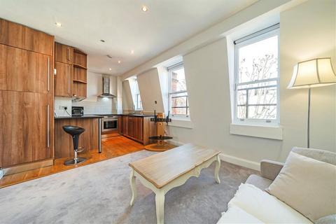 1 bedroom flat to rent, Egerton Gardens, London SW3