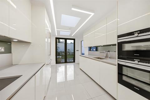 3 bedroom flat to rent, REGENTS PARK