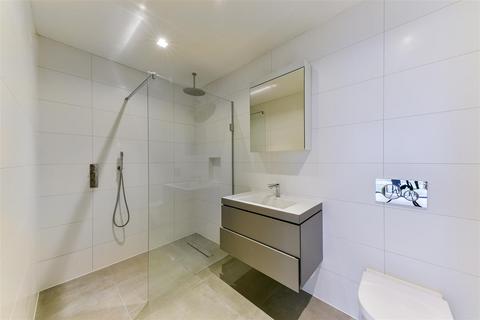 3 bedroom flat to rent, REGENTS PARK