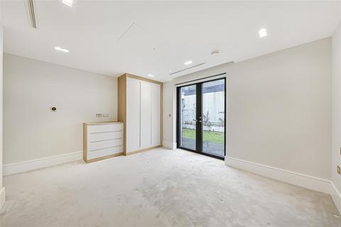 3 bedroom flat to rent, REGENTS PARK