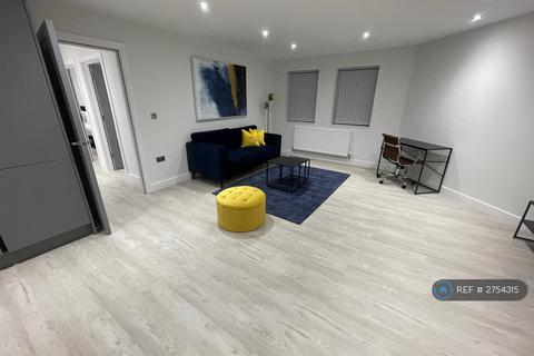 undefined, Warwick Place, Uxbridge, UB8