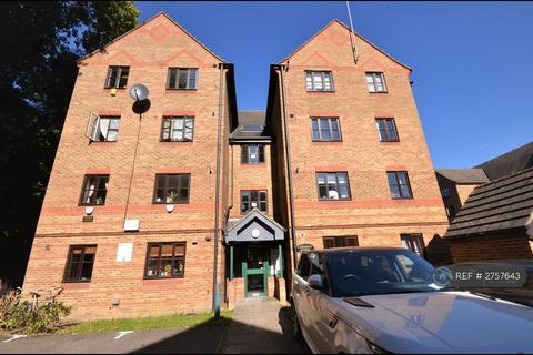 1 bedroom flat to rent, Fairmont House, Bow, London, E3