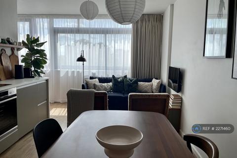 1 bedroom flat to rent, Haverstock Hill, London, NW3
