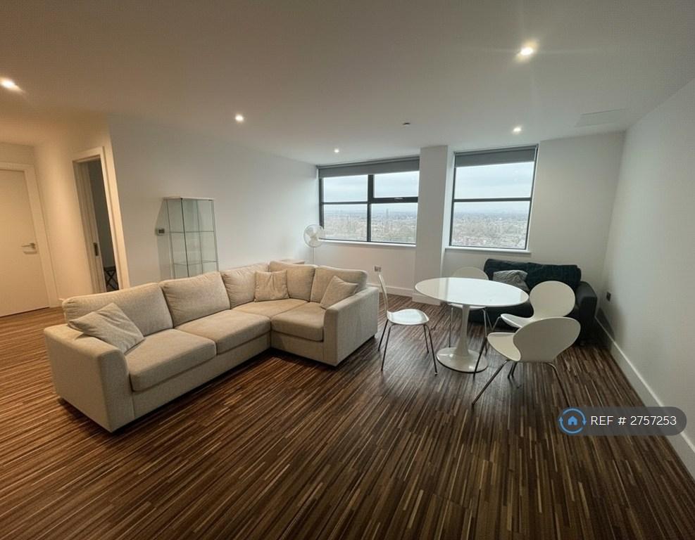 Living &amp; Dining Room