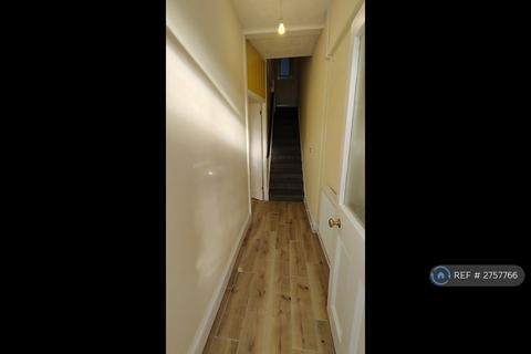 2 bedroom terraced house to rent, Edward Street, Milford Haven, SA73