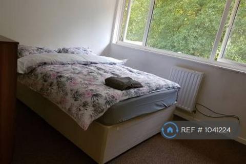 undefined, Conniburrow Boulevard, Milton Keynes, MK14