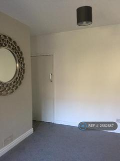 2 bedroom terraced house to rent, Barton Street, Macclesfield, SK11