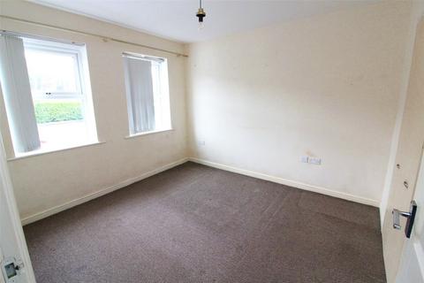 2 bedroom flat to rent, Whitehall Drive, West Yorkshire LS12