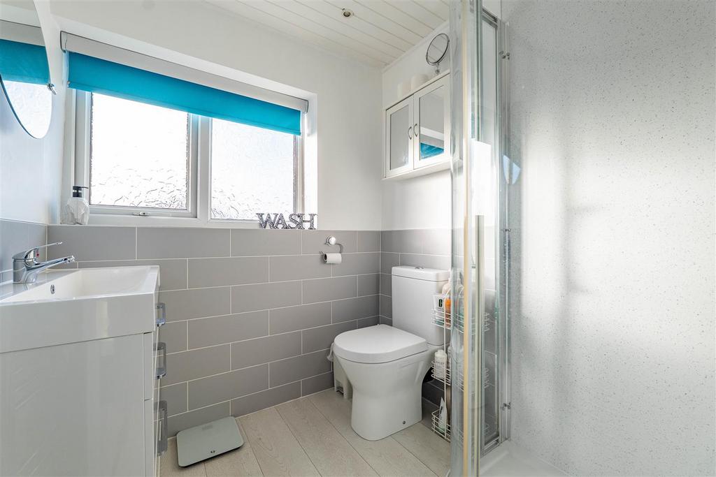 Family Shower Room