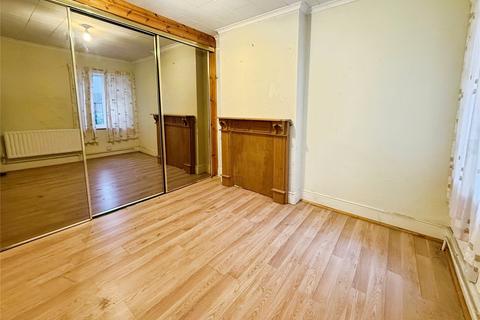4 bedroom semi-detached house for sale, Hykeham Road, Lincolnshire LN6