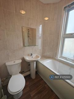 1 bedroom flat to rent, Malvern Road, London, E11