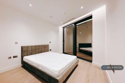 2 bedroom flat to rent, Majesty House, London, WC1X