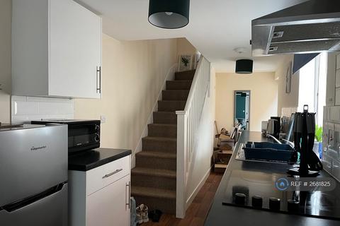 2 bedroom maisonette to rent, Wharf Road, Grantham, NG31