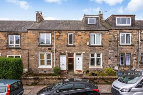 2 bedroom flat to rent, Balsusney Road, Kirkcaldy, KY2