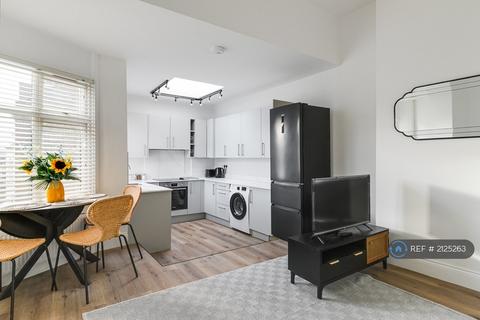 1 bedroom flat to rent, Mill Lane, London, NW6