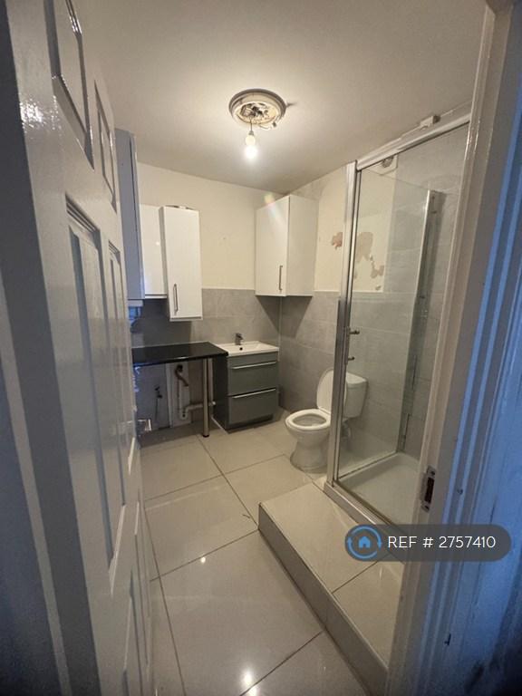 Ground Floor Bathroom