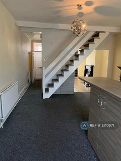 2 bedroom terraced house to rent, Tonge Moor Road, Bolton, BL2