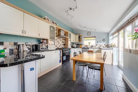 4 bedroom semi-detached house for sale, Elmbury Drive, Tewkesbury, Gloucestershire