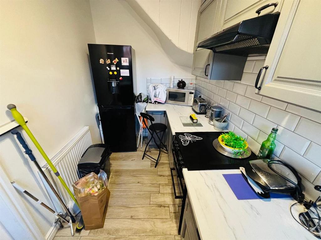 Fitted Kitchen:
