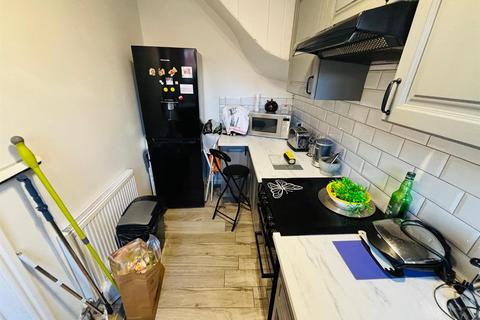 1 bedroom terraced house for sale, Roseneath Street, Wortley, Leeds