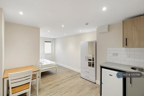 undefined, Hedge Place Road, Greenhithe, DA9